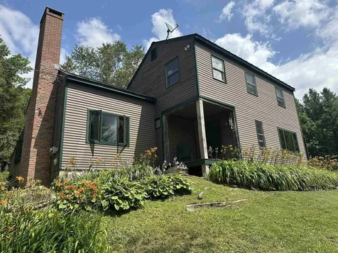 16 Nutmeg Lane Dover VT 05356