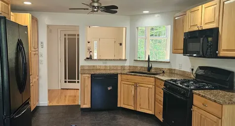 25 James Lane Hebron NH 03241