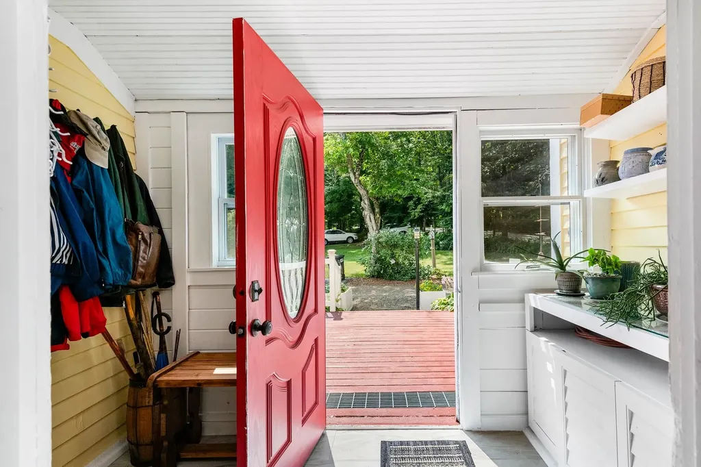 64 East Mountain Road Newport NH 03773