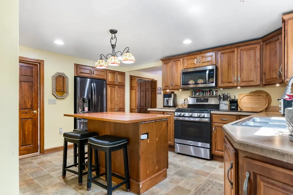 64 East Mountain Road Newport NH 03773