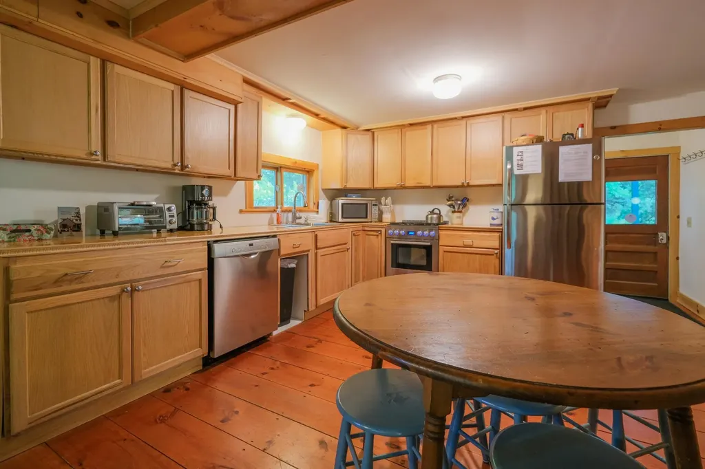 5666 Route 100n Plymouth VT 05056