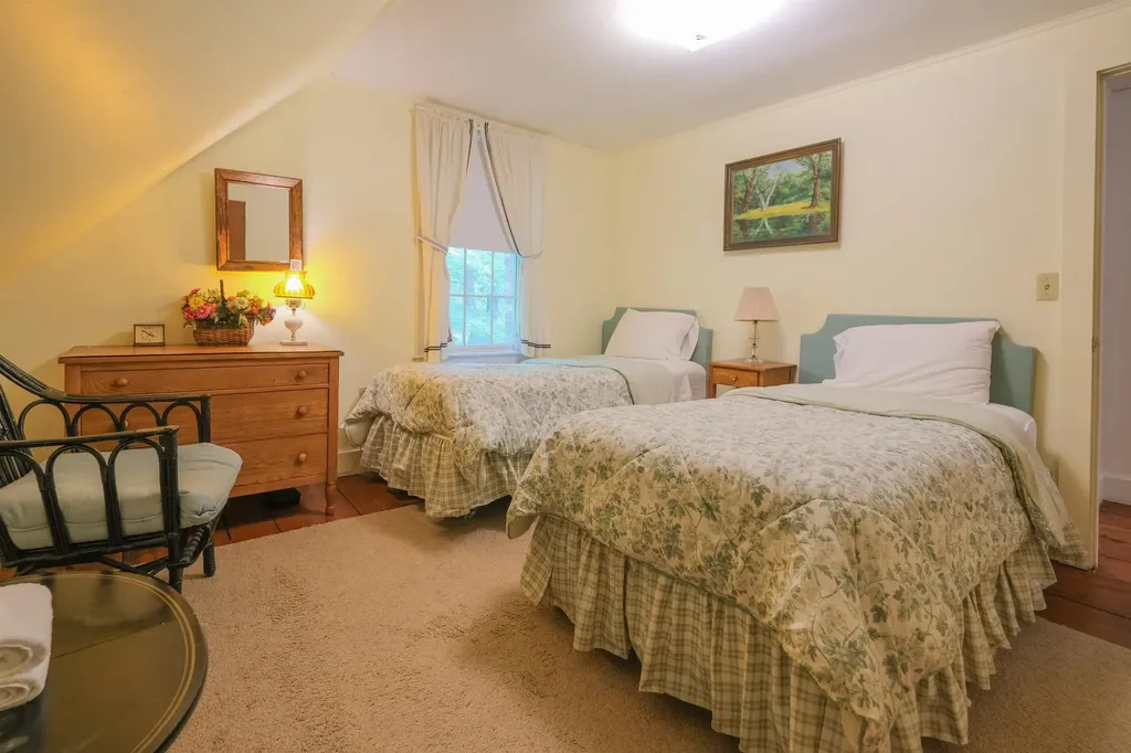 5666 Route 100n Plymouth VT 05056