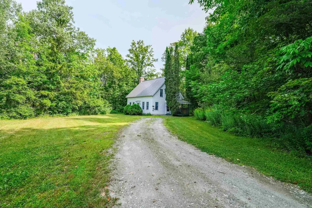 5666 Route 100n Plymouth VT 05056