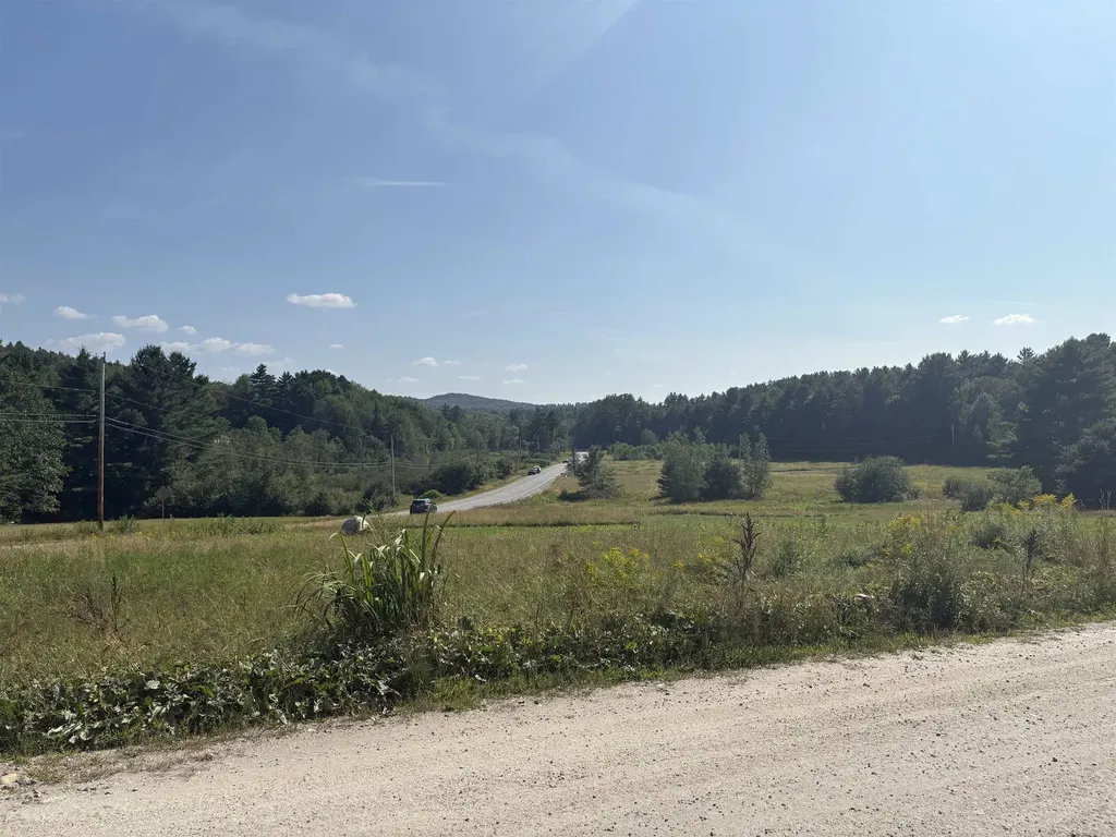 8 Skyline Road Unity NH 03773