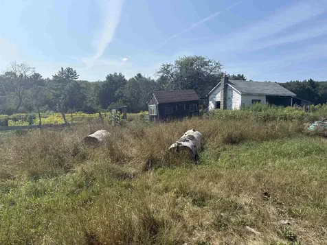 8 Skyline Road Unity NH 03773