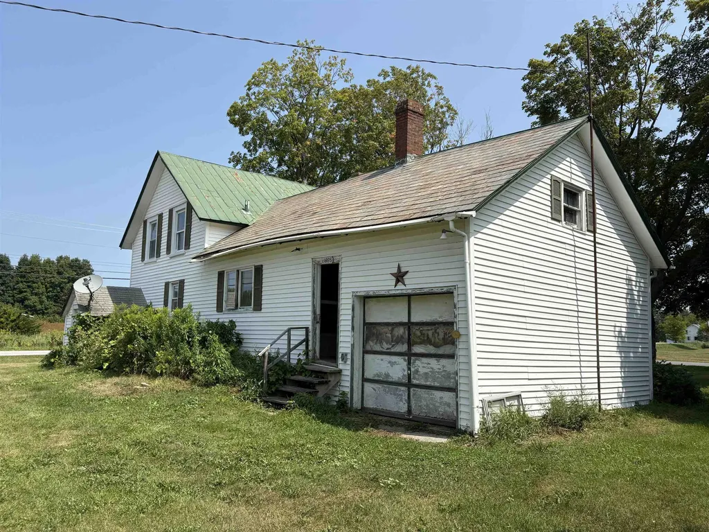 91 Allen Road Grand Isle VT 05458