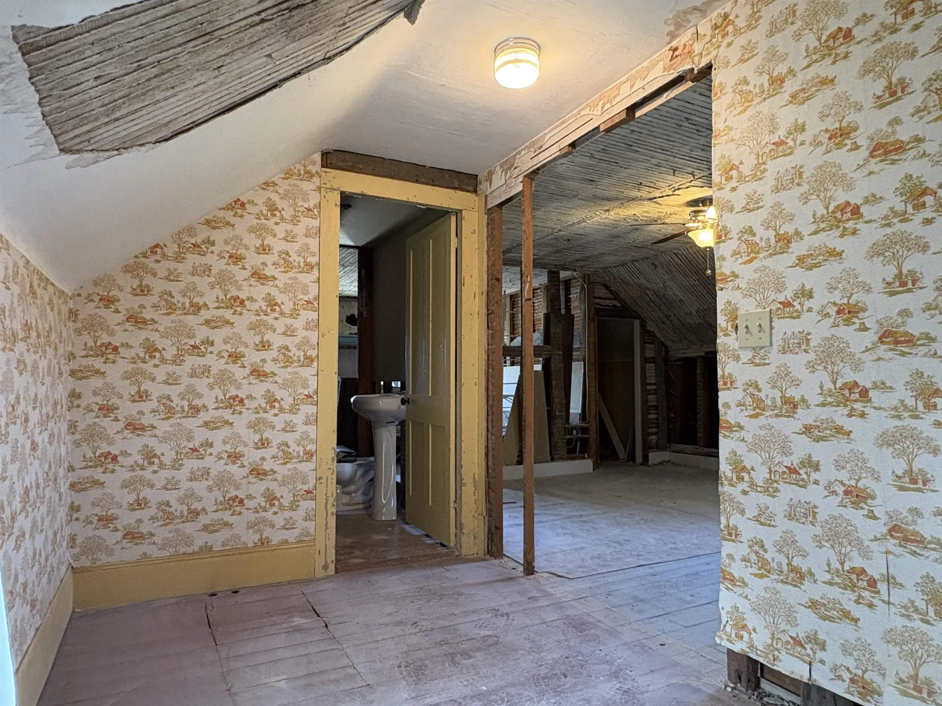 91 Allen Road Grand Isle VT 05458