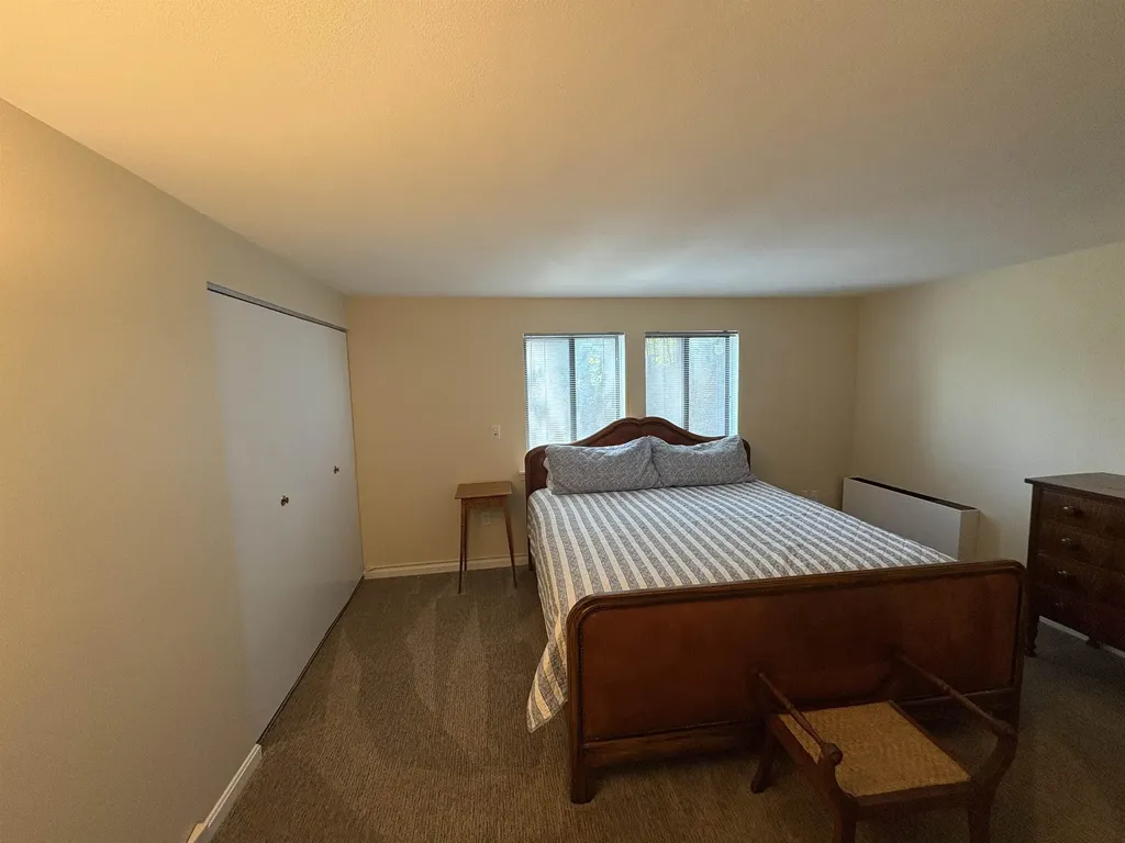 17 Dunbarton Drive Nashua NH 03063