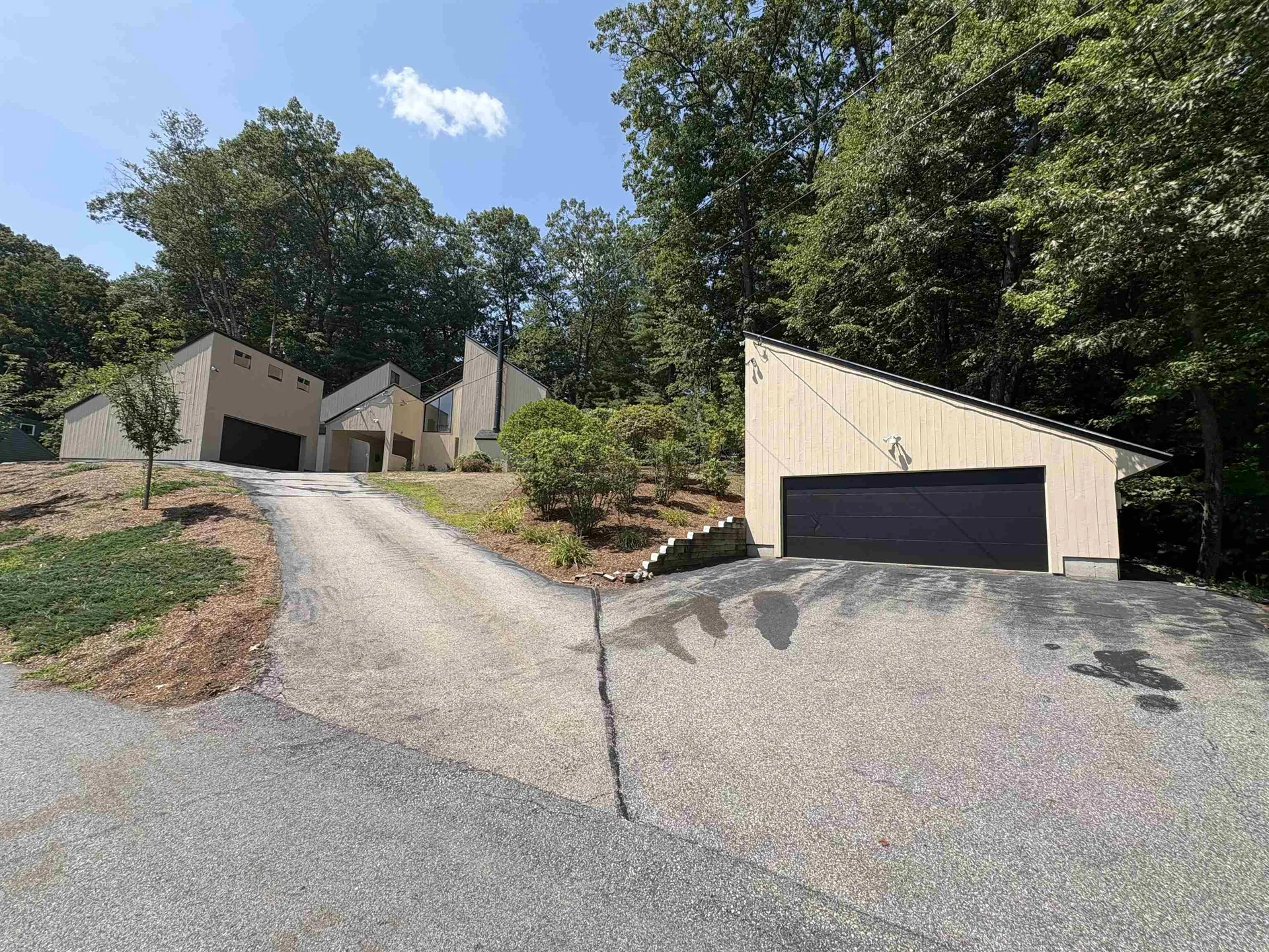 17 Dunbarton Drive Nashua NH 03063