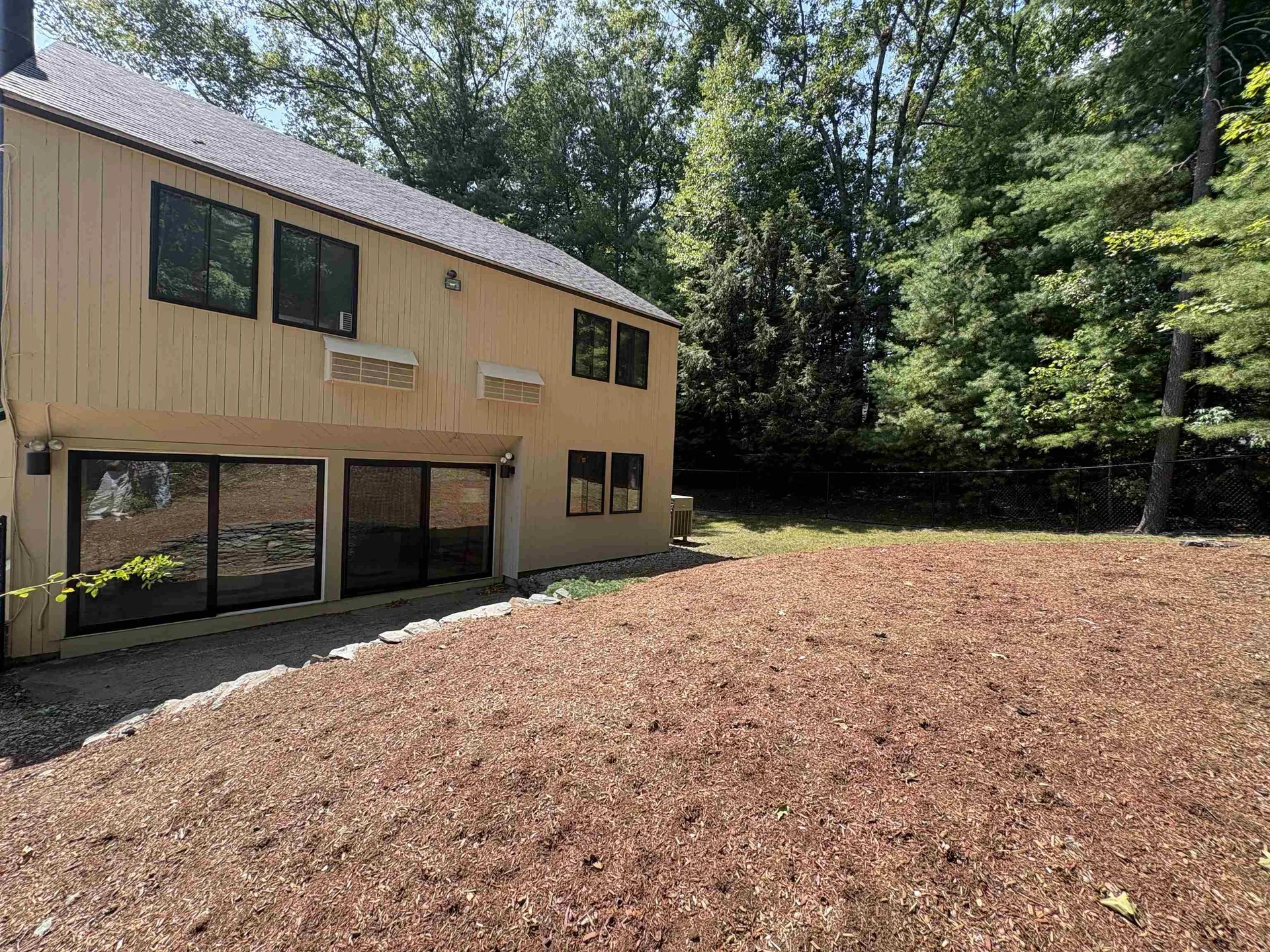 17 Dunbarton Drive Nashua NH 03063