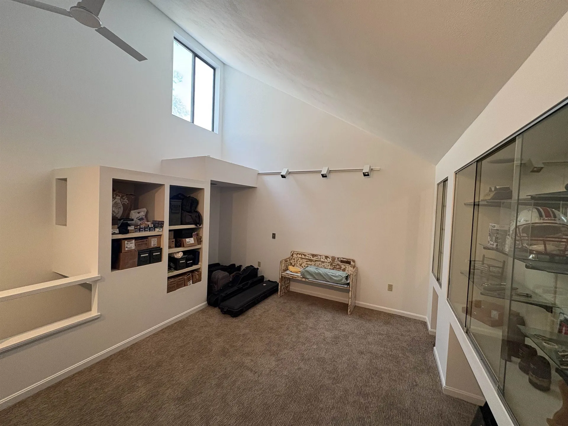 17 Dunbarton Drive Nashua NH 03063