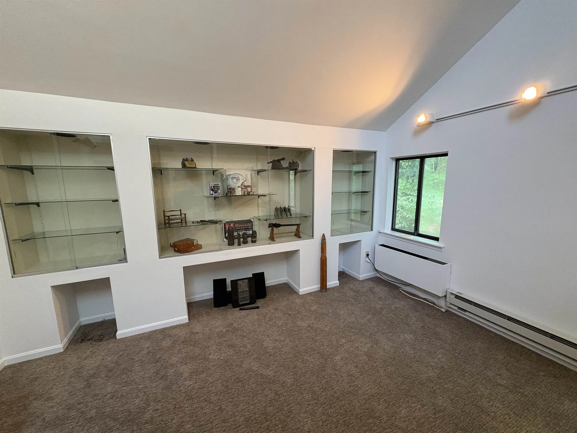 17 Dunbarton Drive Nashua NH 03063