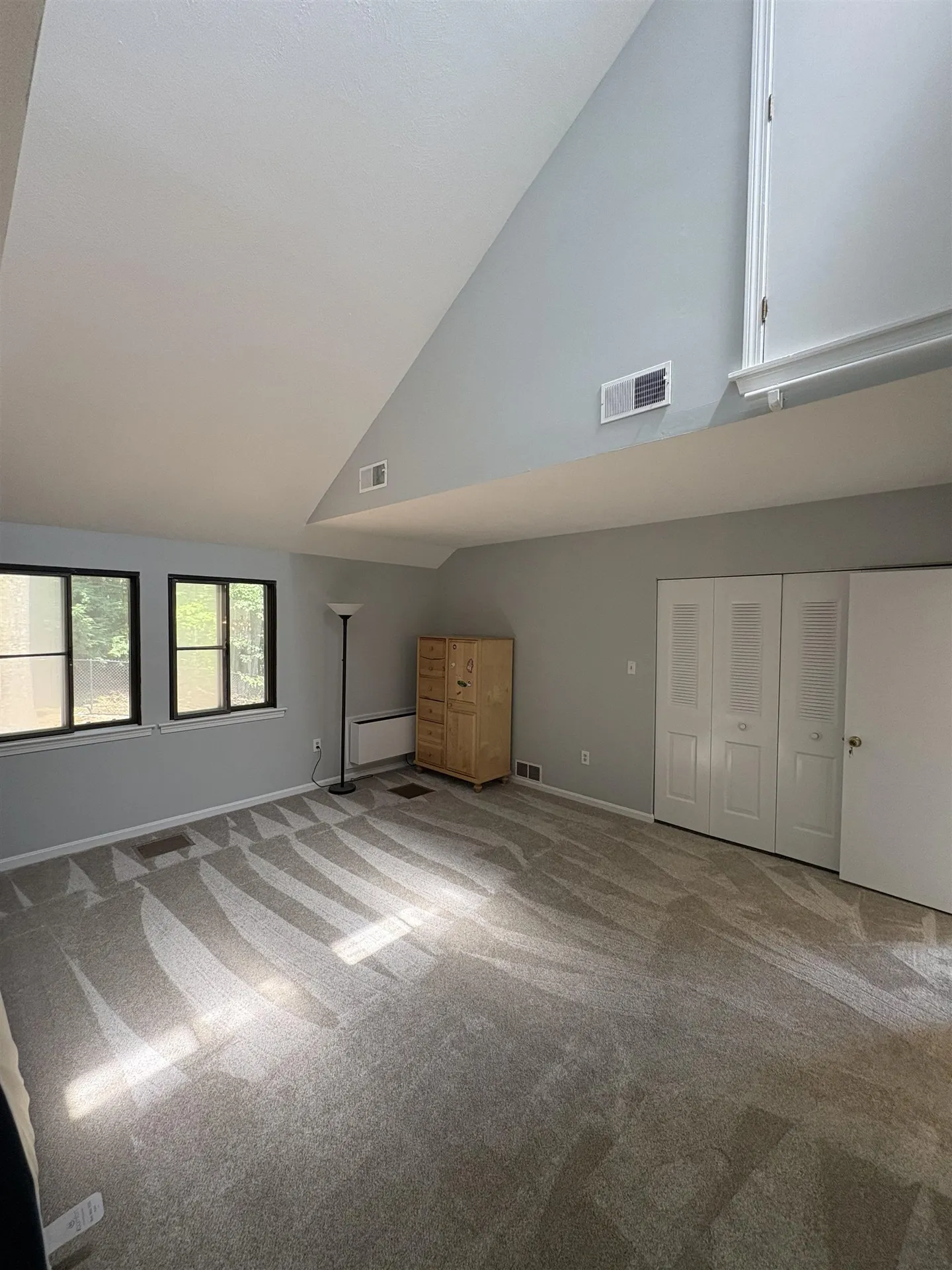 17 Dunbarton Drive Nashua NH 03063