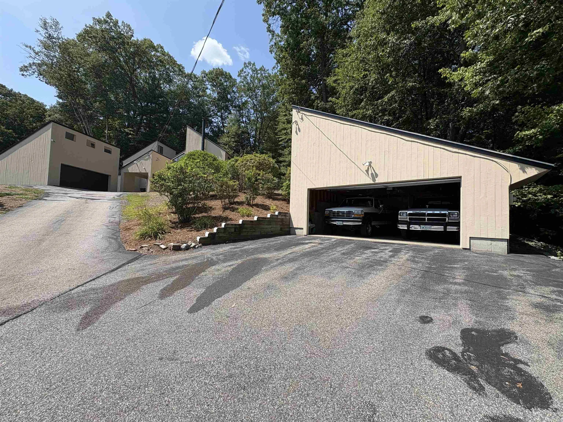 17 Dunbarton Drive Nashua NH 03063