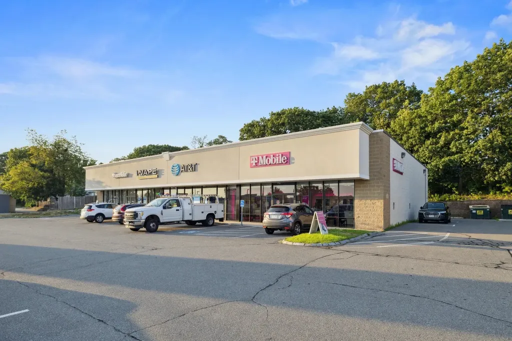 902 South Willow Street Manchester NH 03103