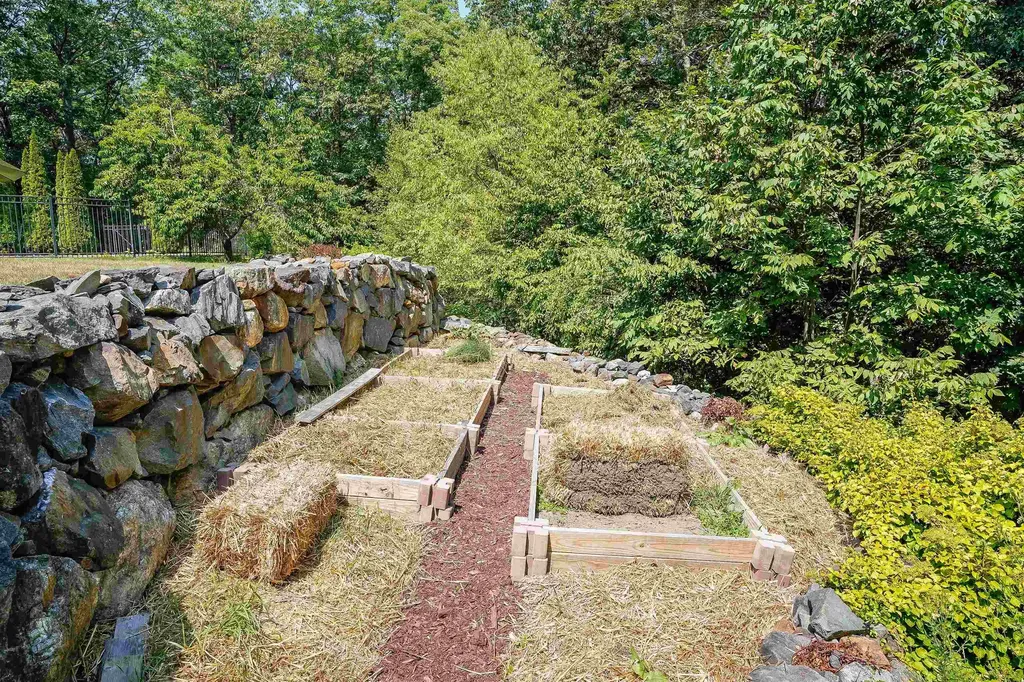 28 Partridge Hill Road Newfields NH 03856