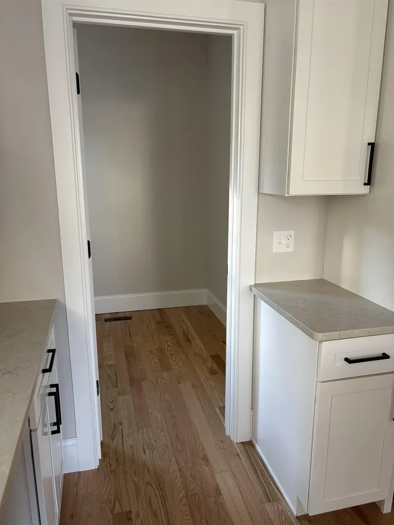 113 Concord Street Nashua NH 03064