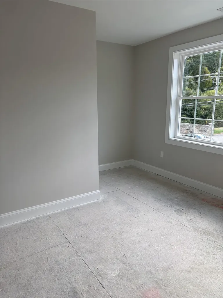 113 Concord Street Nashua NH 03064