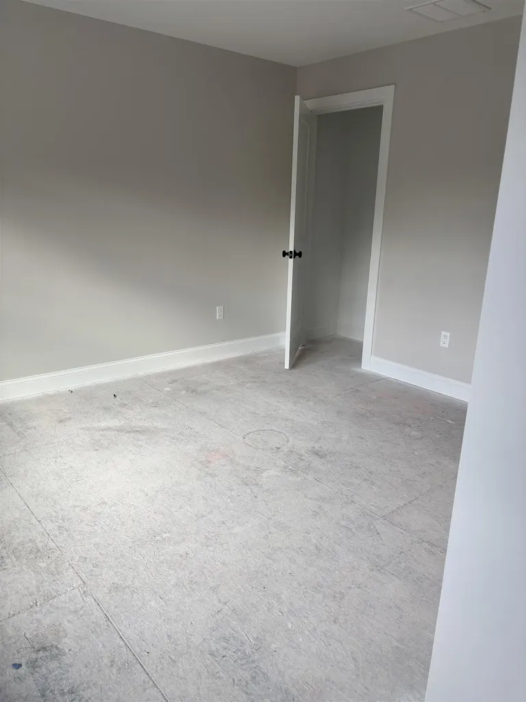 113 Concord Street Nashua NH 03064