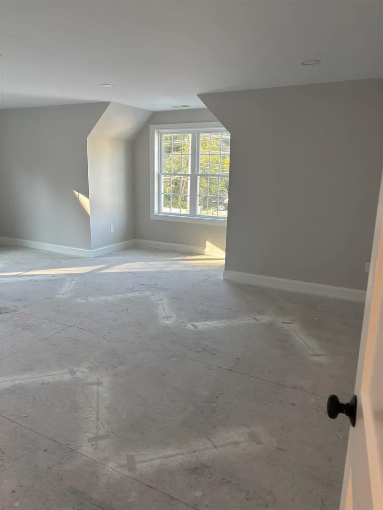 113 Concord Street Nashua NH 03064