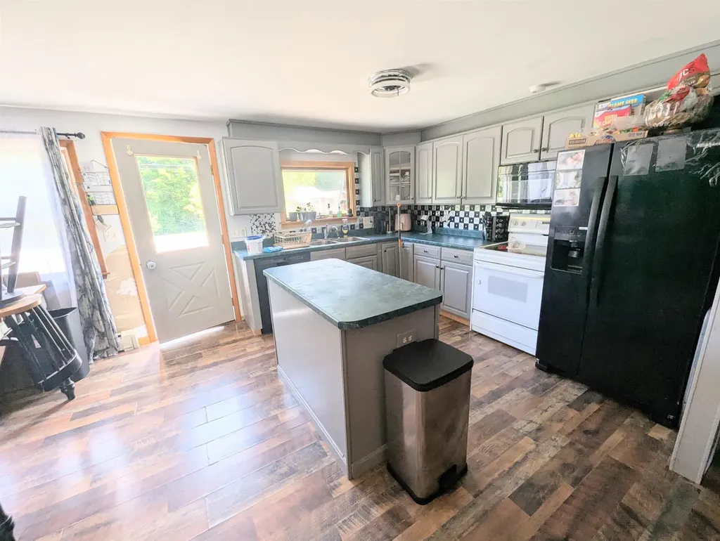 58 Crestwood Drive St. Johnsbury VT 05819