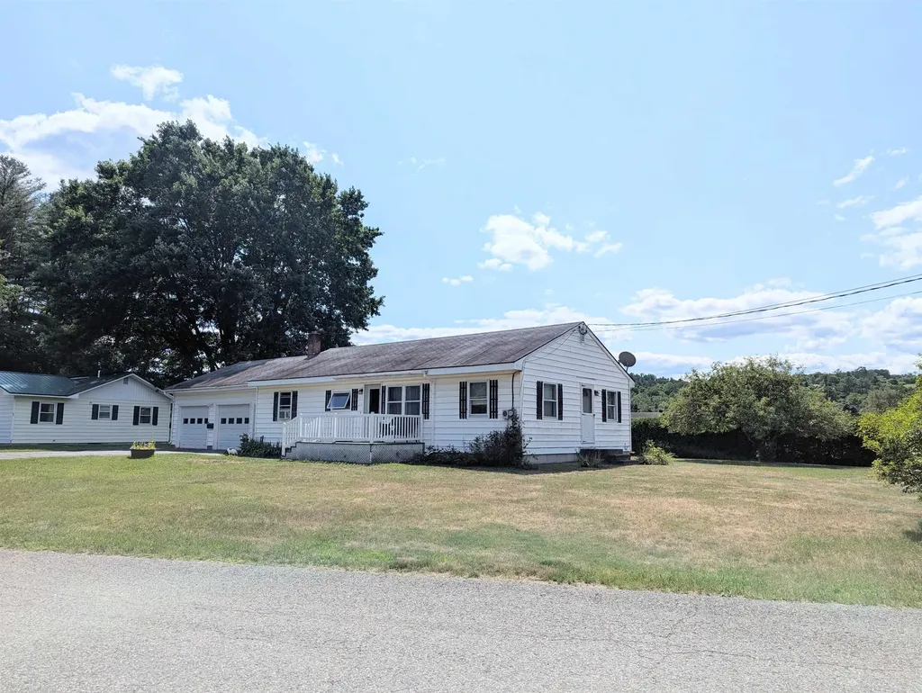 58 Crestwood Drive St. Johnsbury VT 05819