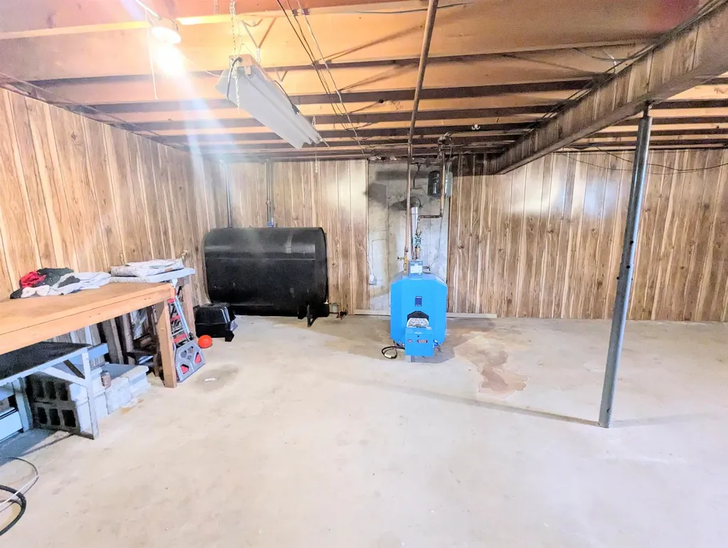 58 Crestwood Drive St. Johnsbury VT 05819