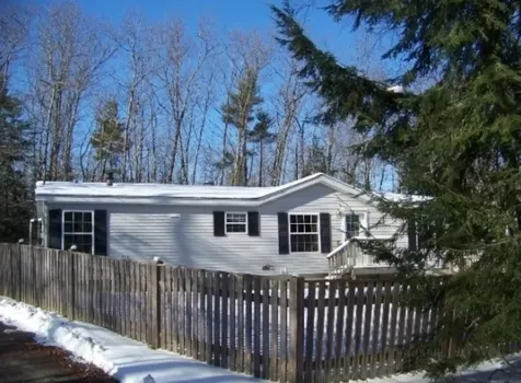 16 Bennett Way Newmarket NH 03857