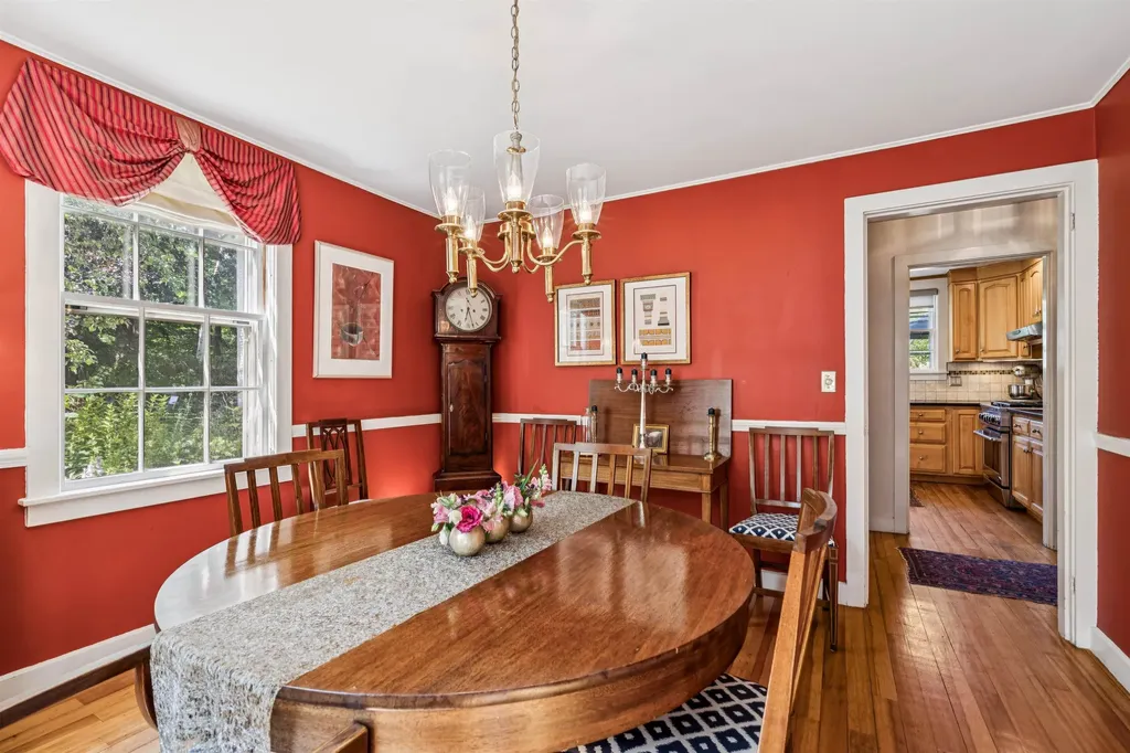 6077 Vt Route 12 Barnard VT 05031