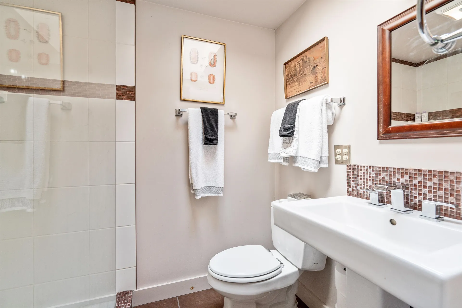 6077 Vt Route 12 Barnard VT 05031