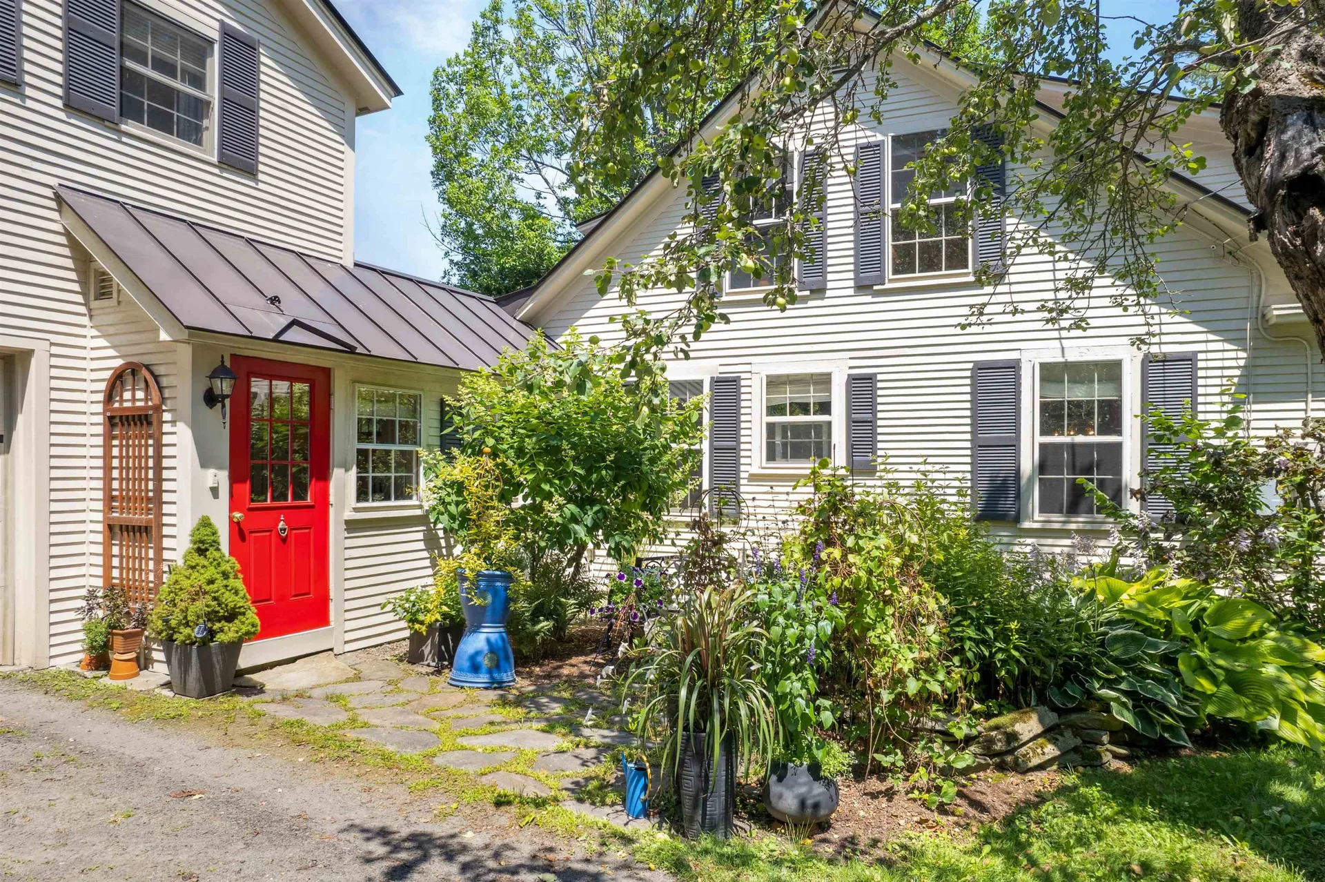 6077 Vt Route 12 Barnard VT 05031