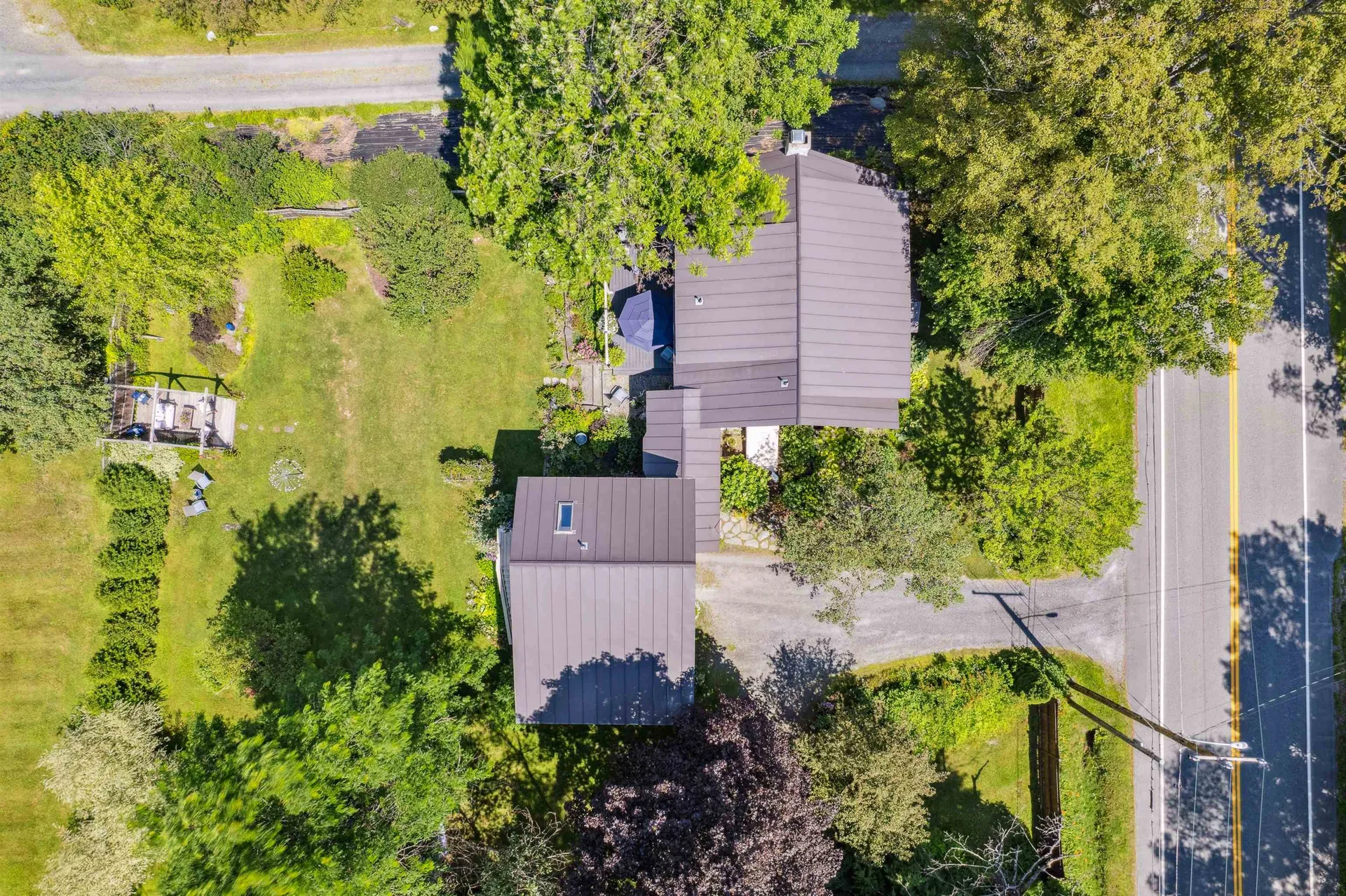 6077 Vt Route 12 Barnard VT 05031