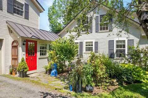 6077 Vt Route 12 Barnard VT 05031