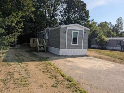 6 Valley Drive Belmont NH 03220