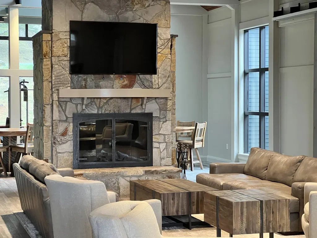 2A Townhouse Square Dover VT 05356