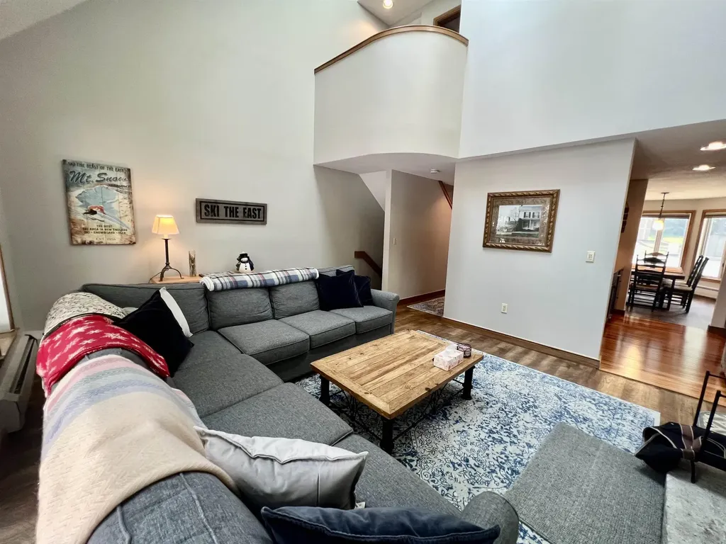 2A Townhouse Square Dover VT 05356