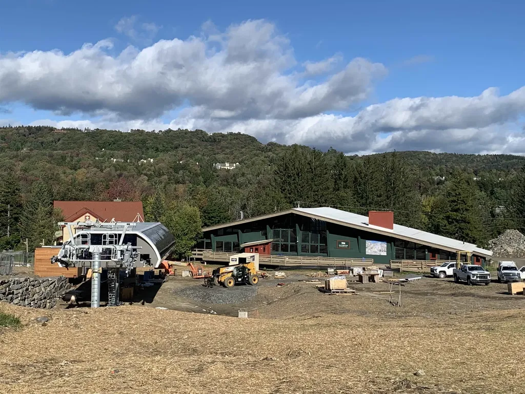 2A Townhouse Square Dover VT 05356