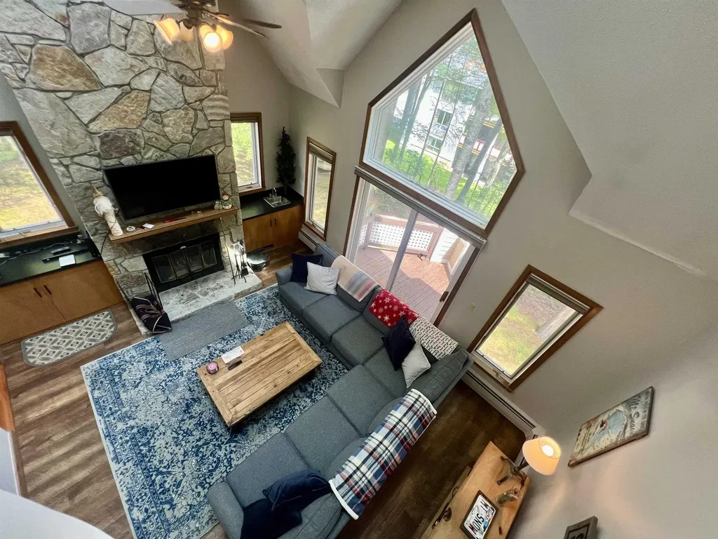 2A Townhouse Square Dover VT 05356