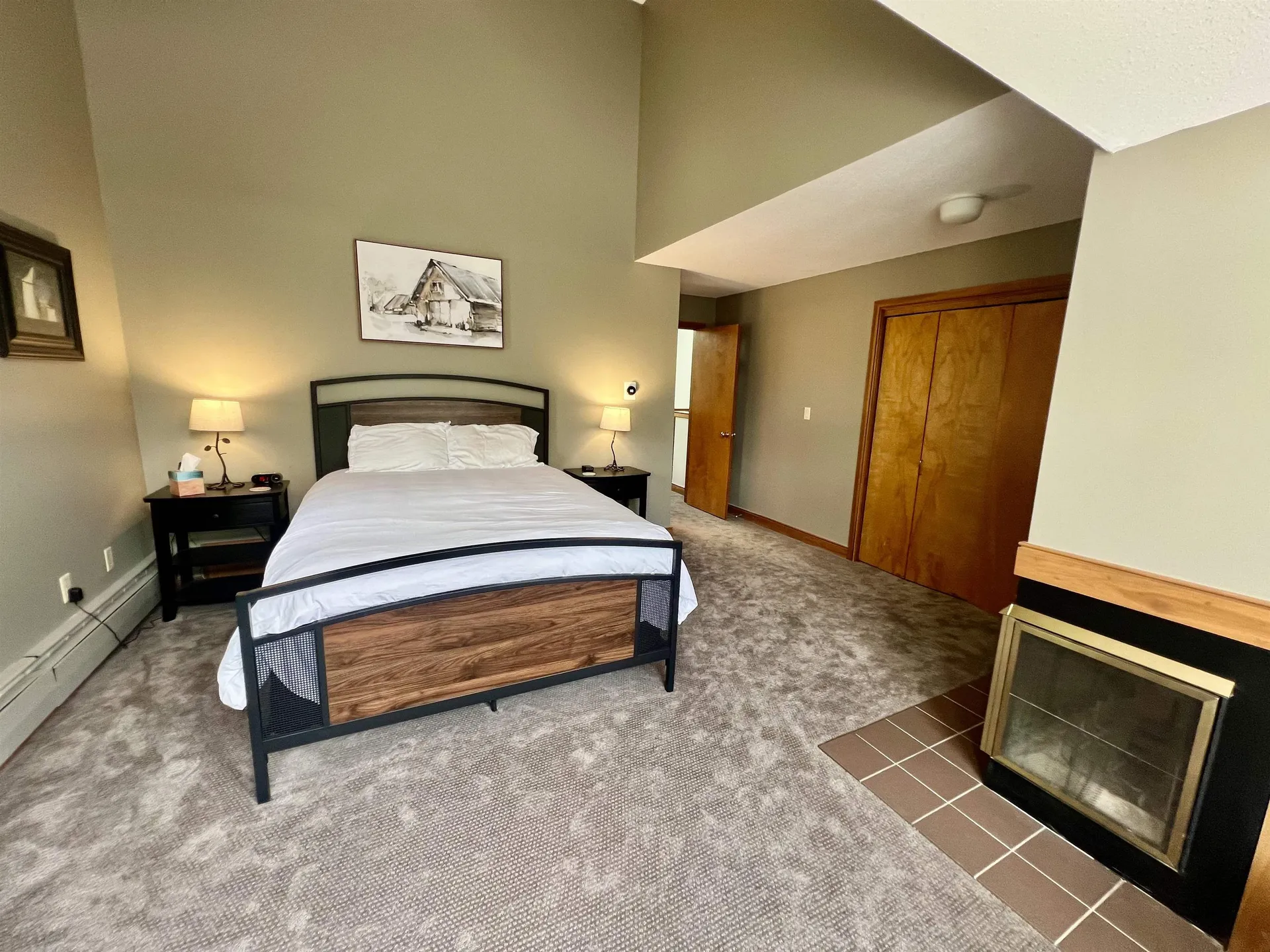 2A Townhouse Square Dover VT 05356