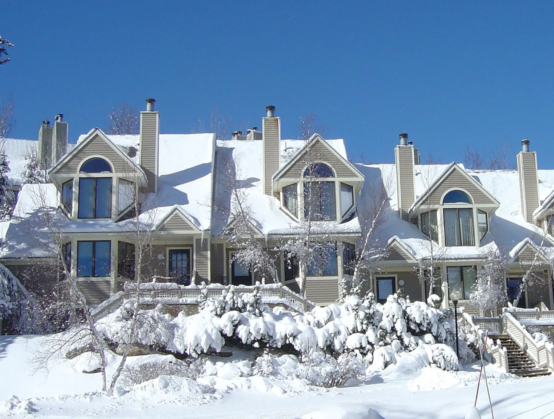 2A Townhouse Square Dover VT 05356