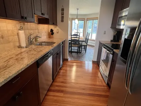 2A Townhouse Square Dover VT 05356