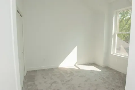 27 Mount Pleasant Street Derry NH 03038