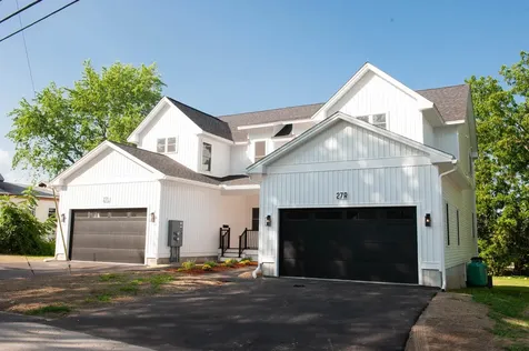 27 Mount Pleasant Street Derry NH 03038