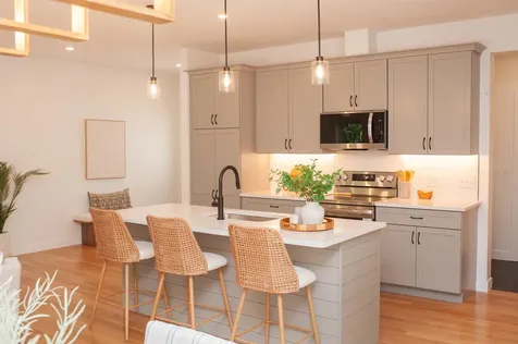 27 Mount Pleasant Street Derry NH 03038