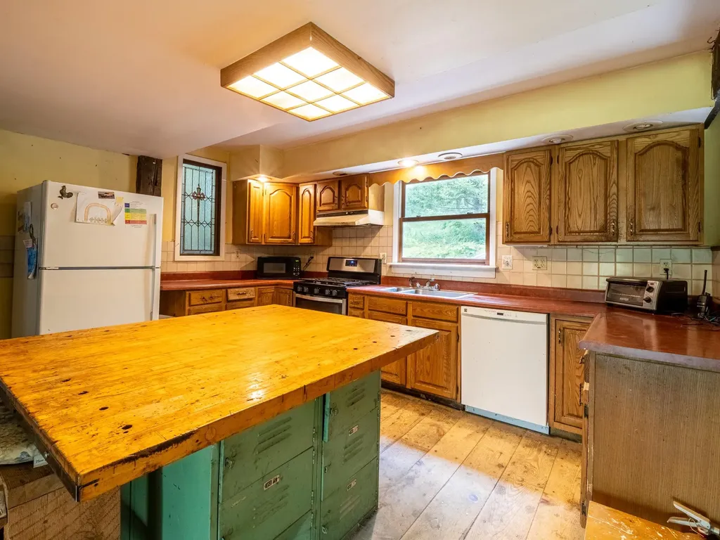 164 Garron Road Middletown Springs VT 05757