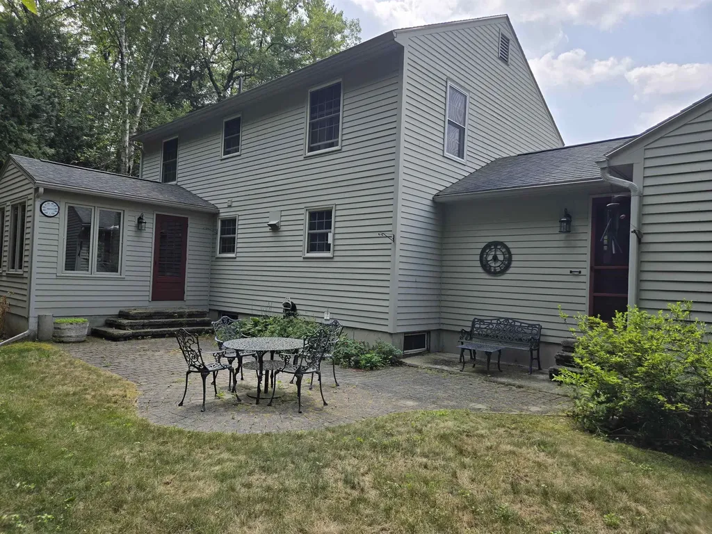15 Forestview Road Keene NH 03431
