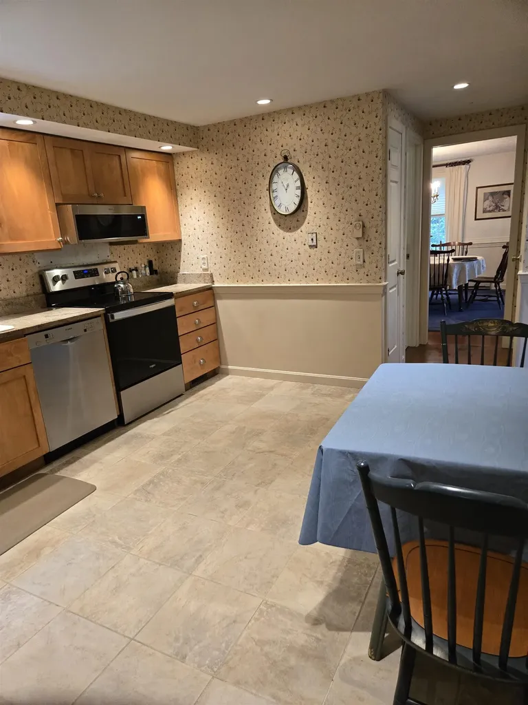 15 Forestview Road Keene NH 03431