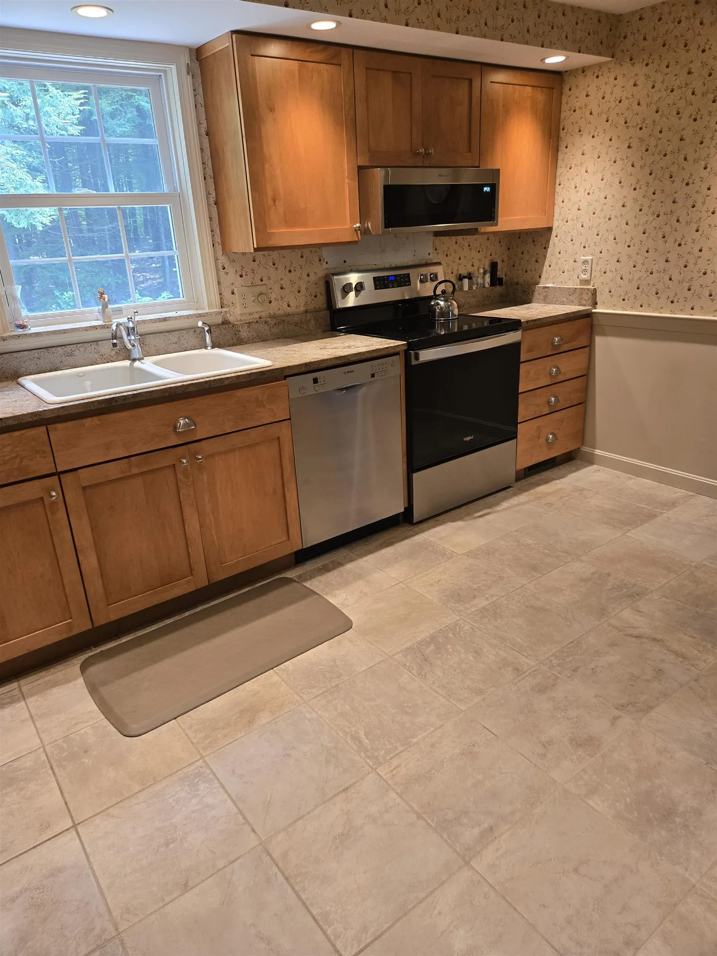 15 Forestview Road Keene NH 03431