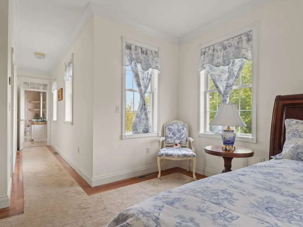 41 Pinnacle Drive South Burlington VT 05403