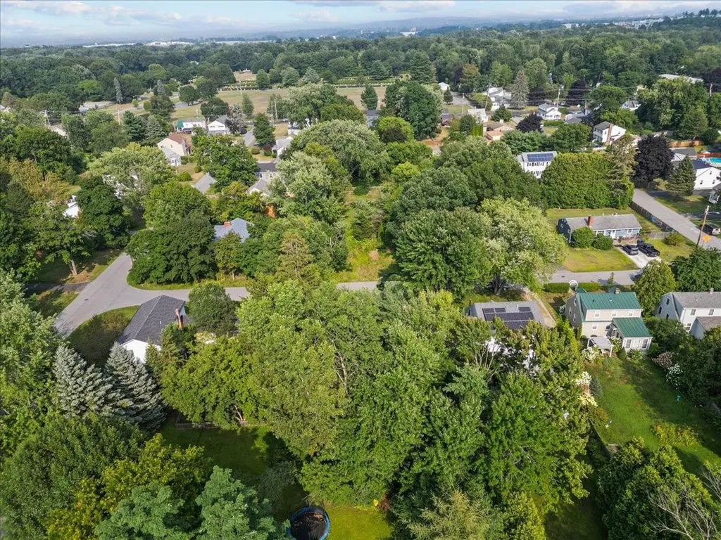 9 Birch Street South Burlington VT 05403